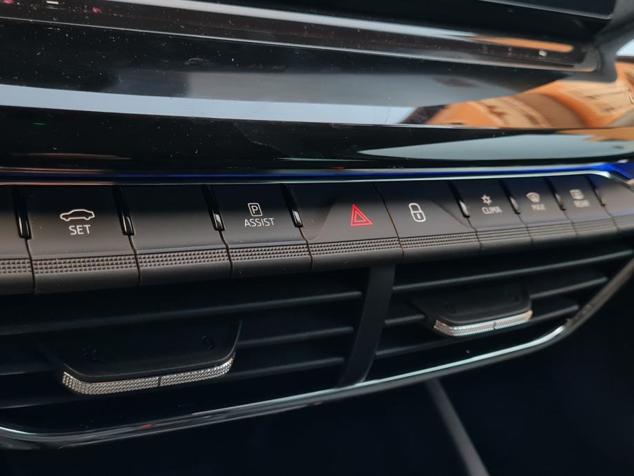 Škoda Octavia 2,0 TDI STYLE NIJE UVOZ, fotografija 13