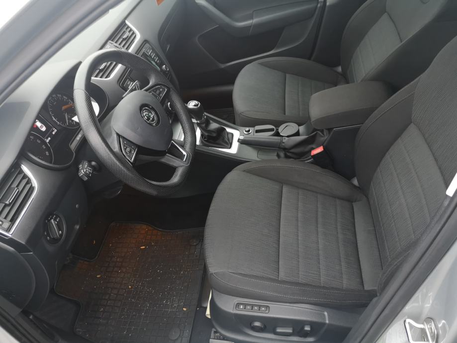 Škoda Octavia 2,0 TDI STYLE, fotografija 12