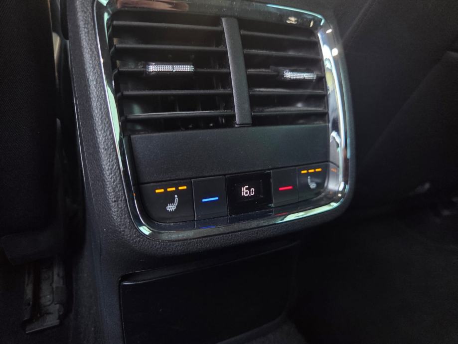 Škoda Octavia 2,0 TDI STYLE NIJE UVOZ, fotografija 11