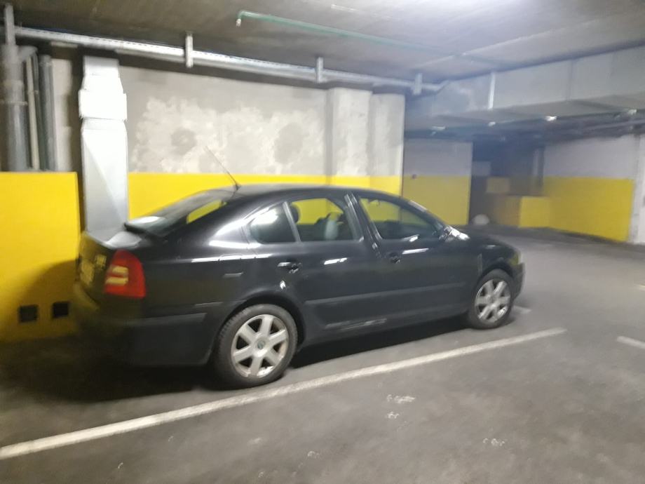 Škoda Octavia 2,0 TDI, fotografija 2