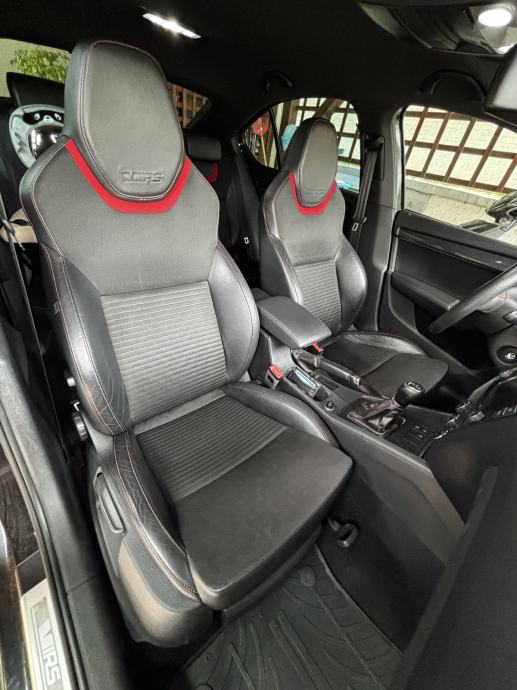 Škoda Octavia 2,0 TDI VRS, fotografija 11