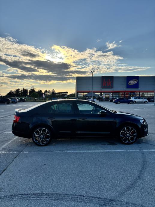 Škoda Octavia 2,0 TDI VRS, fotografija 2