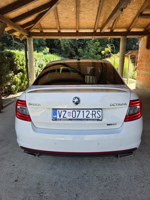 Škoda Octavia 2,0 TDI, fotografija 5