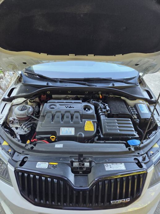 Škoda Octavia 2,0 TDI, fotografija 7