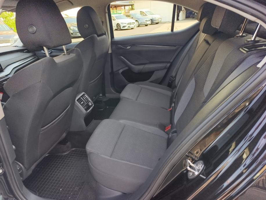 Škoda Octavia 2,0 TDI DSG✅SERVISNA✅JAMSTVO, fotografija 16