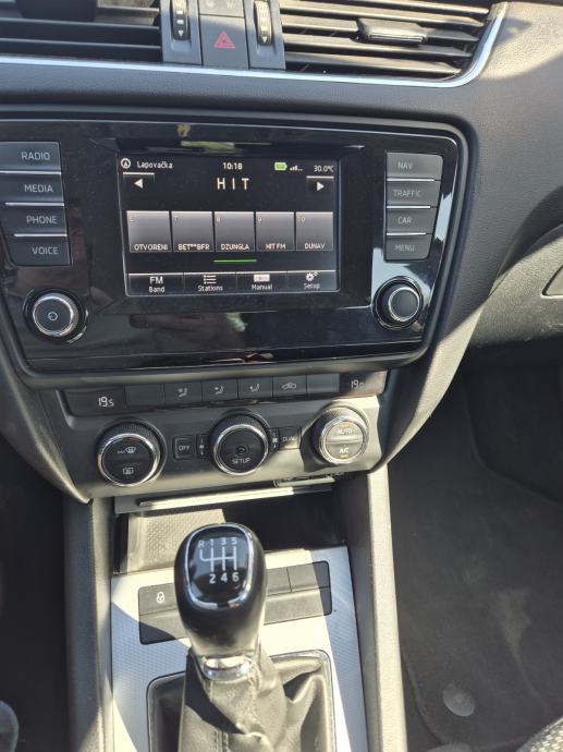 Škoda Octavia 2,0 TDI, fotografija 5