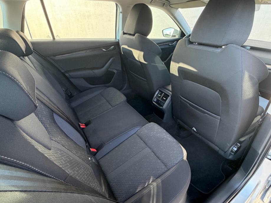 Škoda Octavia 2,0 TDI VIRTUAL SAT JAMSTVO LEASING BEZ UCESCA, fotografija 19