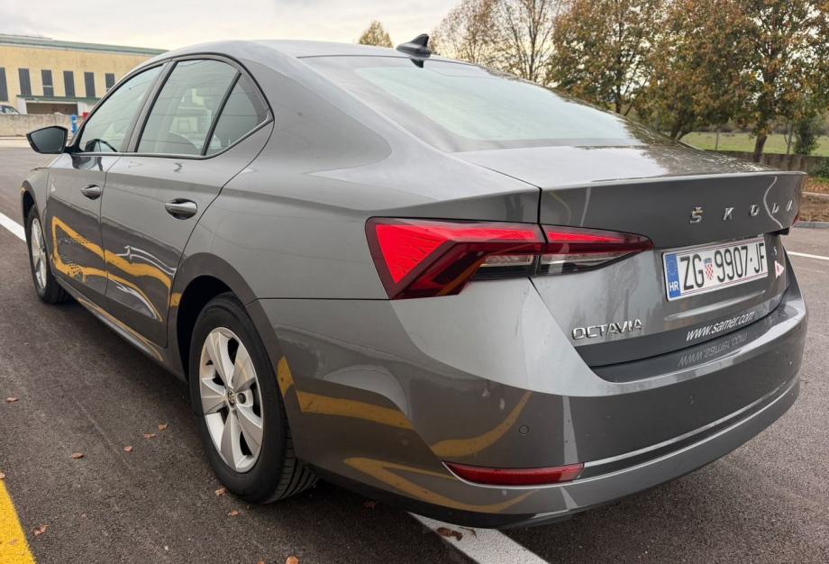 Škoda Octavia 2,0 TDI, fotografija 5