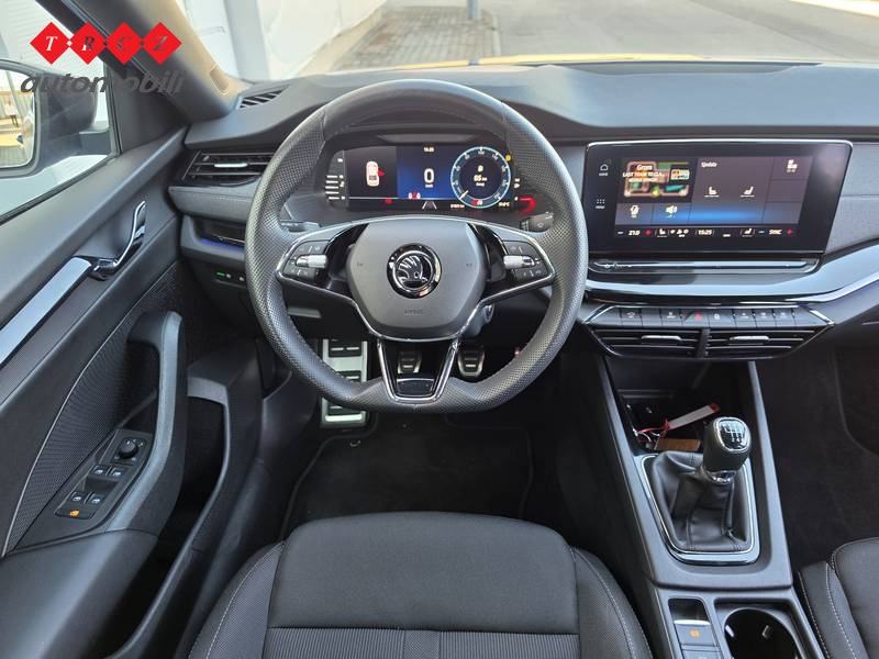 ŠKODA OCTAVIA 2.0 TDI SportLine, fotografija 9