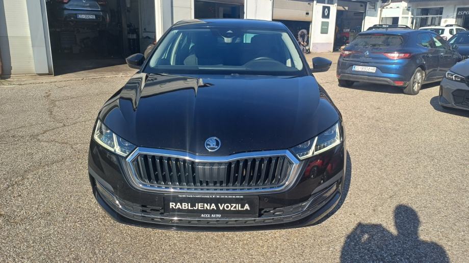 Škoda Octavia 2,0 TDI Style DSG/ 1 Vlasnik/ Reg.do 07/2027/ Sa PDV-om, fotografija 2