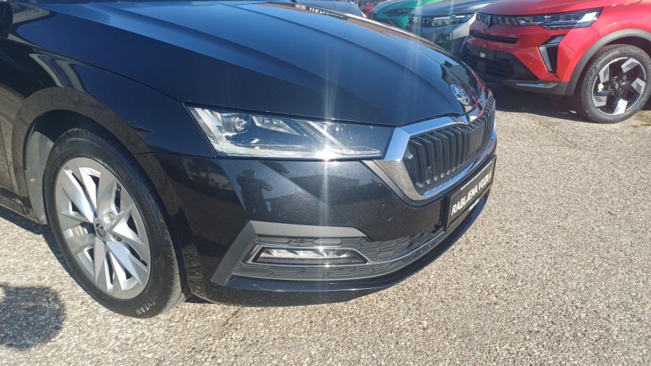 Škoda Octavia 2,0 TDI Style DSG/ 1 Vlasnik/ Reg.do 07/2027/ Sa PDV-om, fotografija 9