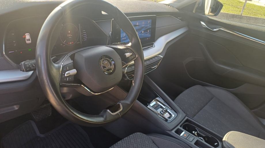 Škoda Octavia 2,0 TDI Style DSG/ 1 Vlasnik/ Reg.do 07/2027/ Sa PDV-om, fotografija 11