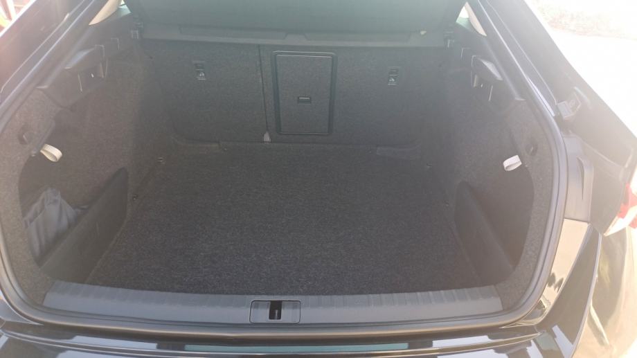 Škoda Octavia 2,0 TDI Style DSG/ 1 Vlasnik/ Reg.do 07/2027/ Sa PDV-om, fotografija 15