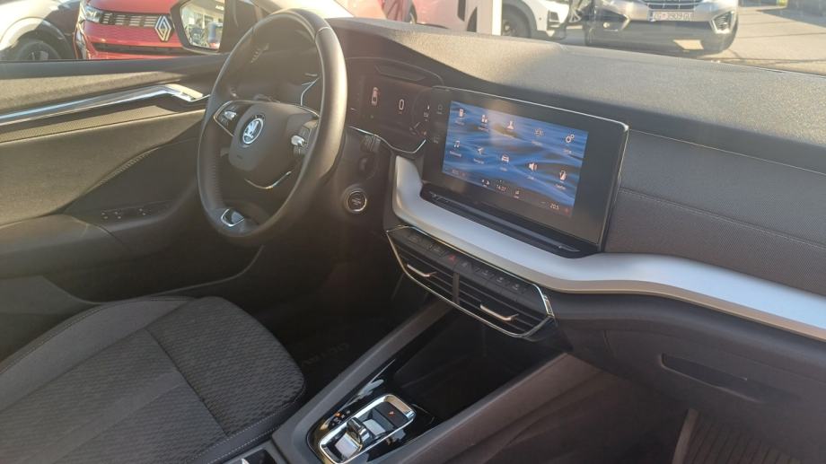 Škoda Octavia 2,0 TDI Style DSG/ 1 Vlasnik/ Reg.do 07/2027/ Sa PDV-om, fotografija 18