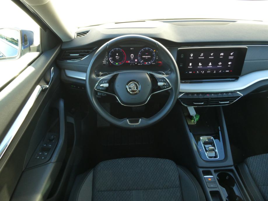 Škoda Octavia 2.0 TDI Style DSG+MATRIX+DCC+PANO+HEADUP+360KAMERA, fotografija 12