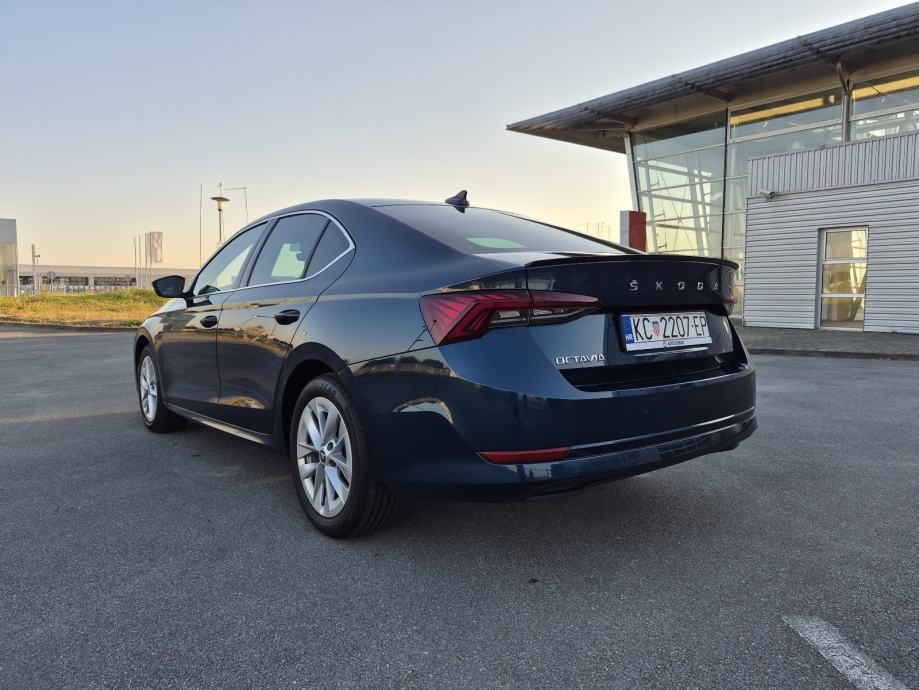 Škoda Octavia 2,0 TDI STYLE MATRIX VIRTUAL GR. SJEDALA, fotografija 4