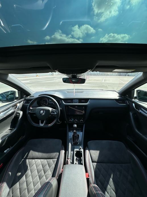 Škoda Octavia 2.0 TDI vRS/DSG/4x4, fotografija 13