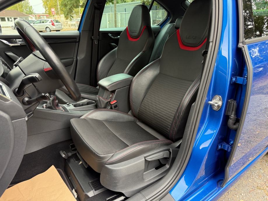 Škoda Octavia 2,0 TDI VRS-XENON-RADAR-CANTON-NAVI-TEMP-GR.SJED, fotografija 11