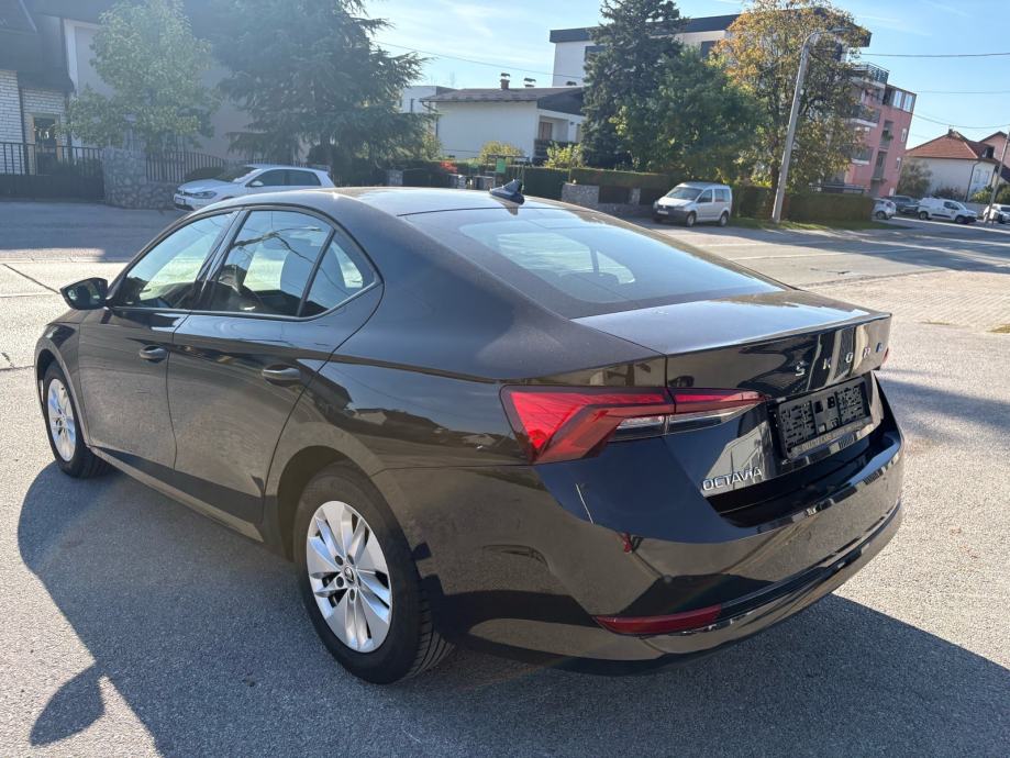 Škoda Octavia 2.0tdi 2022g Prvi vlasnik..Kupljen u Hr, fotografija 5