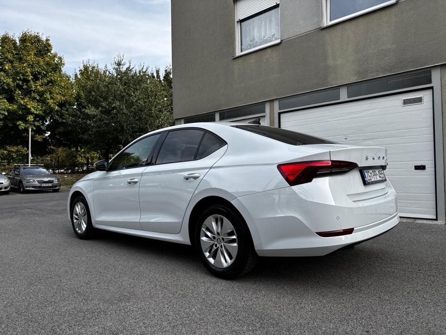 Škoda octavia 2.0TDI 2023g DSG, fotografija 6