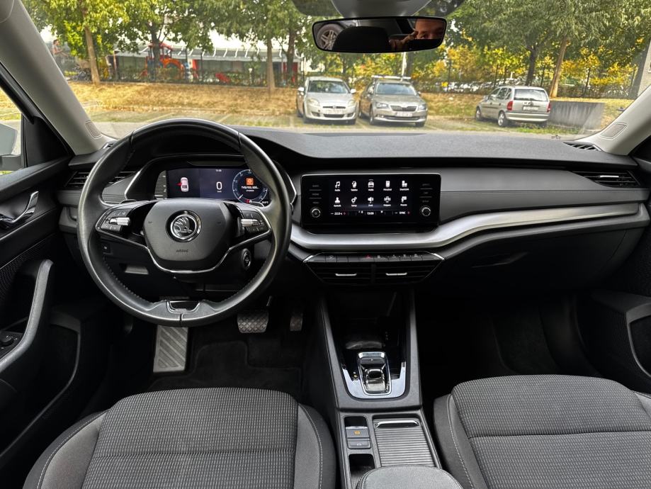 Škoda octavia 2.0TDI 2023g DSG, fotografija 10