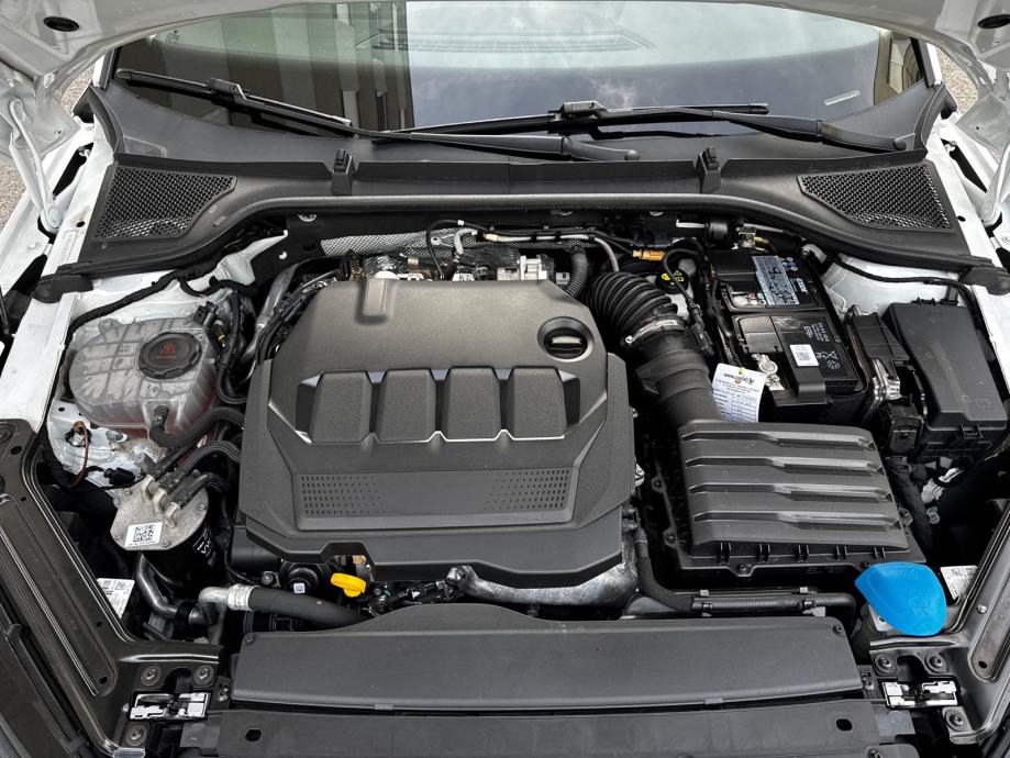 Škoda octavia 2.0TDI 2023g DSG, fotografija 12