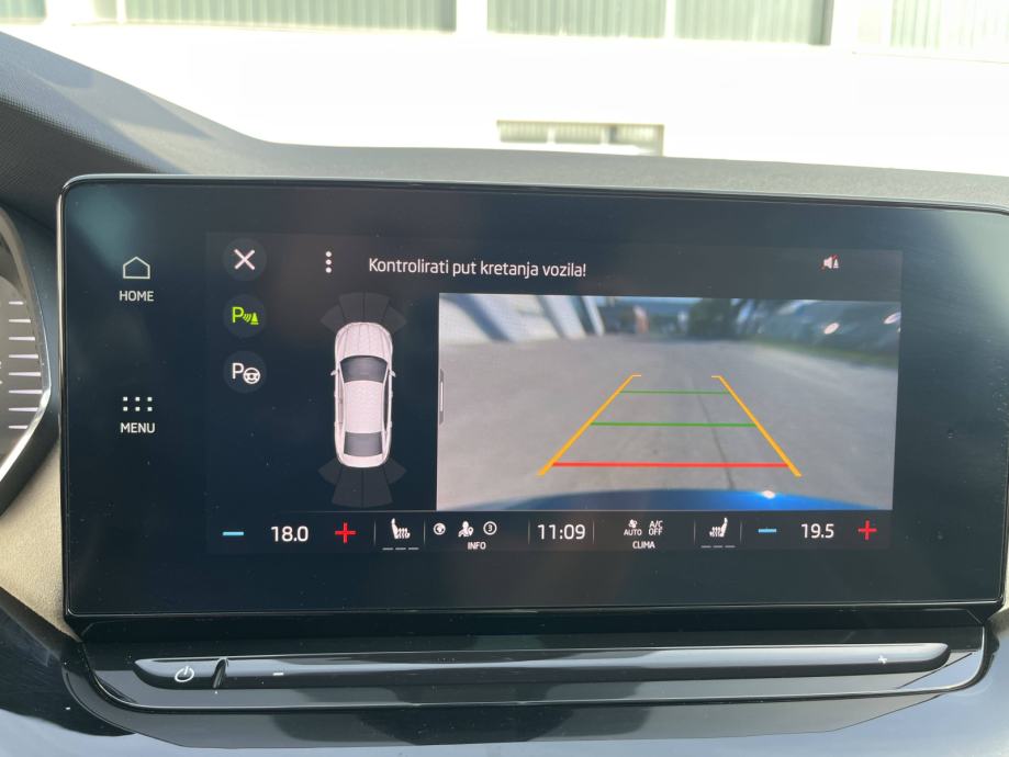 SKODA OCTAVIA 2020 • PREMIUM jamstvo • AutoZubak Rabljena, fotografija 20