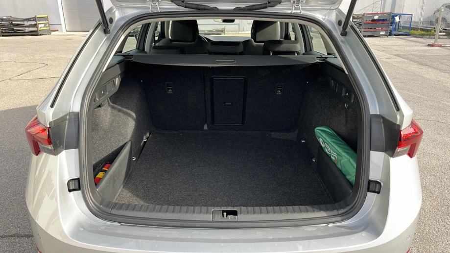 SKODA OCTAVIA 2021 • PREMIUM jamstvo • AutoZubak Rabljena, fotografija 12
