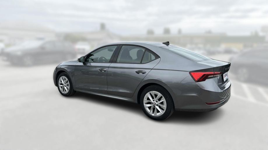 SKODA OCTAVIA 2023 • PREMIUM jamstvo • AutoZubak Rabljena, fotografija 7