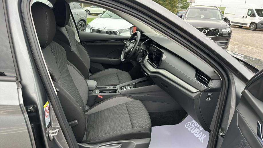 SKODA OCTAVIA 2023 • PREMIUM jamstvo • AutoZubak Rabljena, fotografija 9