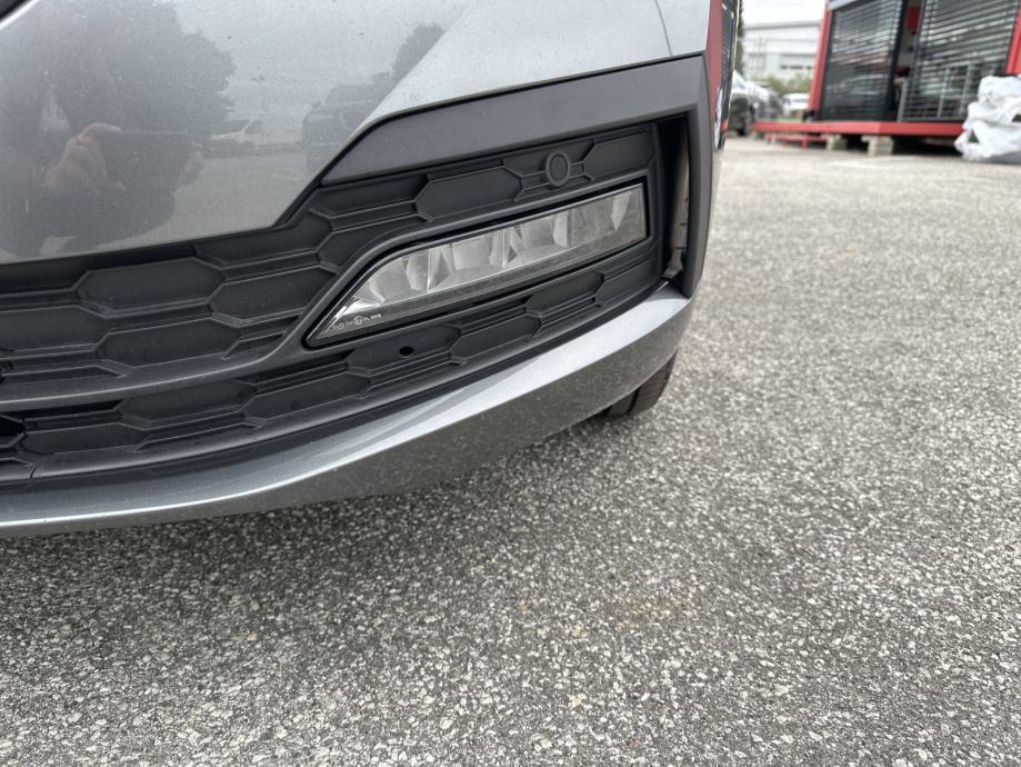 SKODA OCTAVIA 2023 • PREMIUM jamstvo • AutoZubak Rabljena, fotografija 15