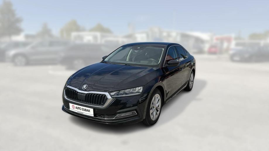 SKODA OCTAVIA 2023 • PREMIUM jamstvo • AutoZubak Rabljena, fotografija 2