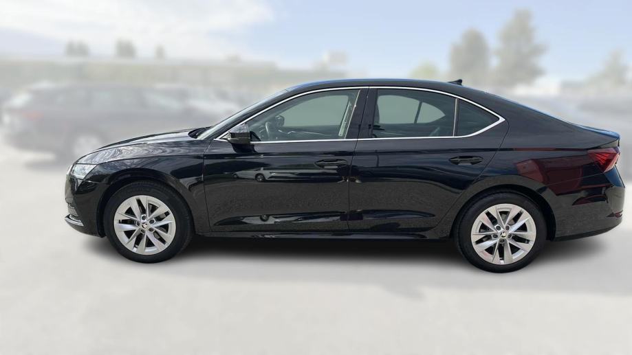 SKODA OCTAVIA 2023 • PREMIUM jamstvo • AutoZubak Rabljena, fotografija 5