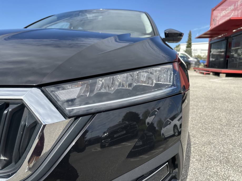 SKODA OCTAVIA 2023 • PREMIUM jamstvo • AutoZubak Rabljena, fotografija 15
