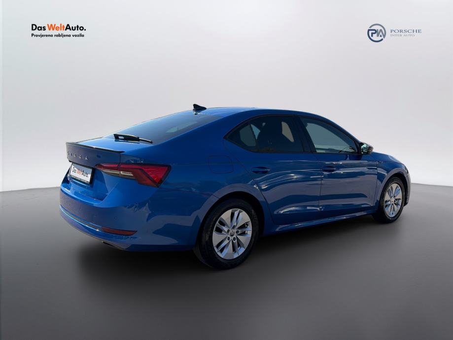Škoda Octavia Ambition 2.0 TDI, fotografija 8