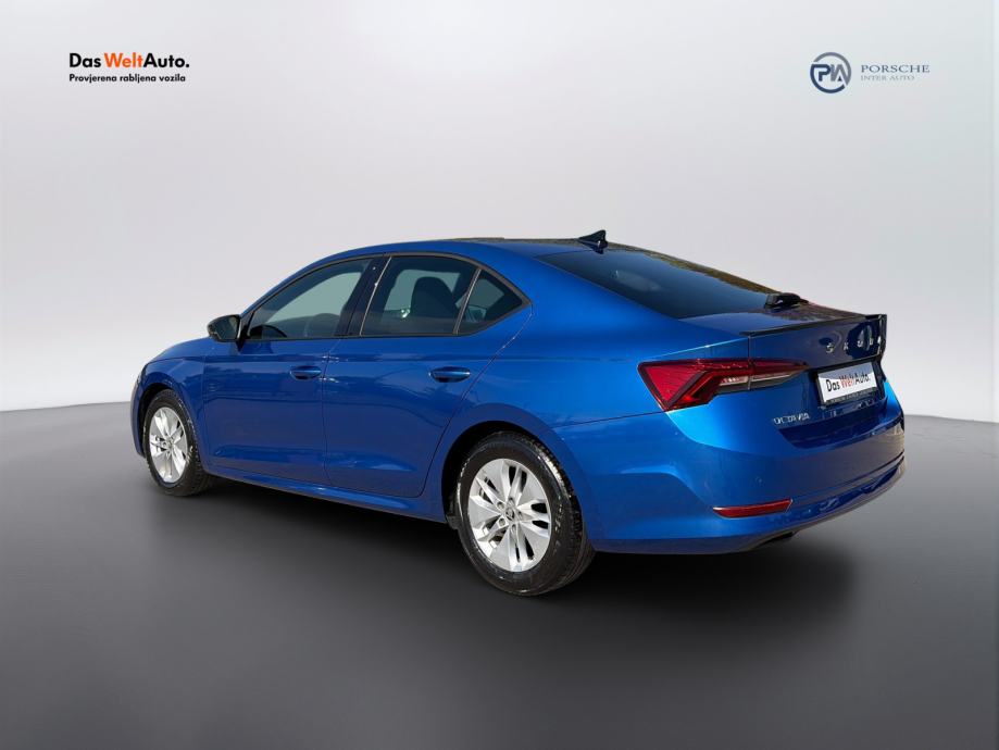 Škoda Octavia Ambition 2.0 TDI, fotografija 3