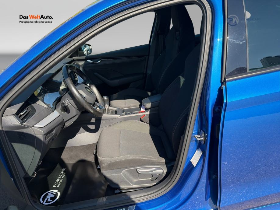 Škoda Octavia Ambition 2.0 TDI, fotografija 9