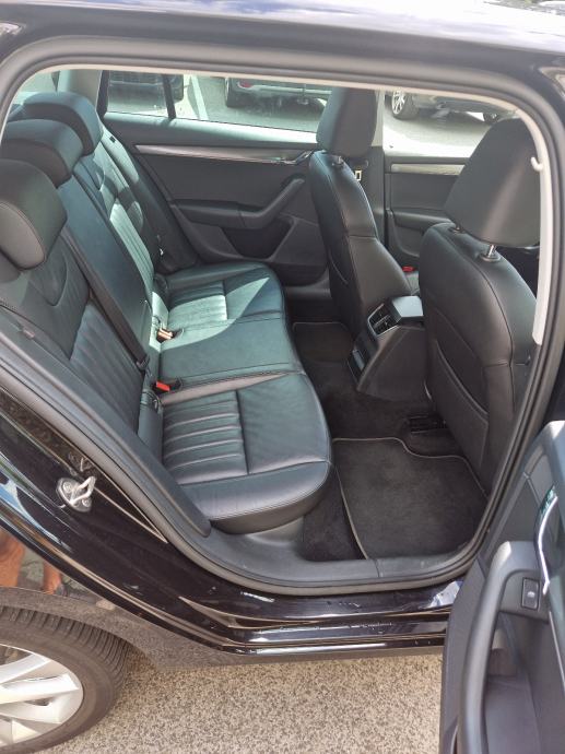 Škoda Octavia Combi 1,6 DSG, fotografija 6