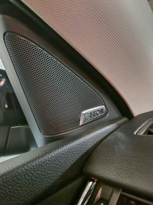Škoda Octavia Combi 1,6 DSG, fotografija 18