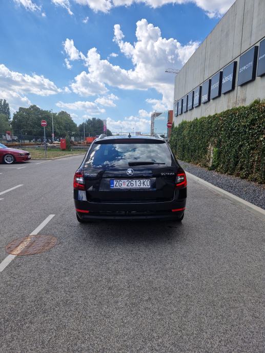 Škoda Octavia Combi 1,6 DSG, fotografija 3