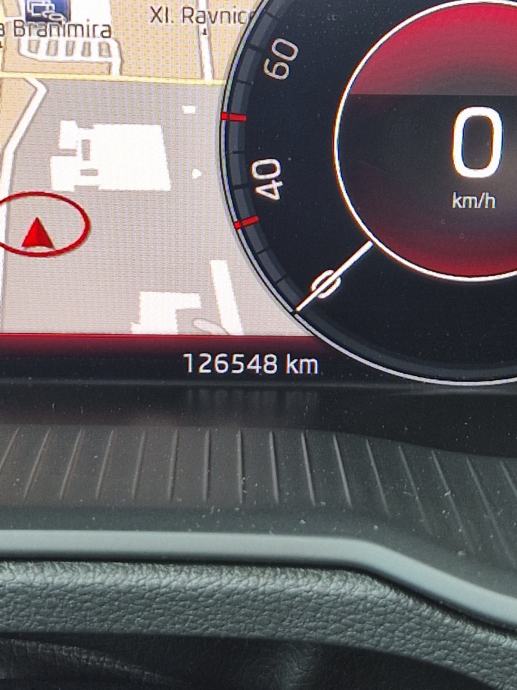 Škoda Octavia Combi 1,6 DSG, fotografija 15