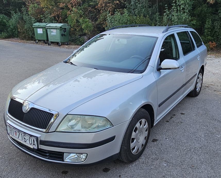 Škoda Octavia Combi 1,6, fotografija 9