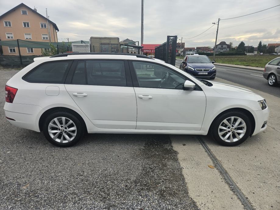 Škoda Octavia Combi 1,6 TDI automatik NAVIGACIJA /REDIZAJN TOP STAN, pogled izvana - slika 4
