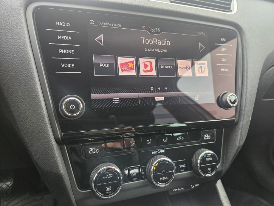Škoda Octavia Combi 1,6 TDI automatik NAVIGACIJA /REDIZAJN TOP STAN, fotografija 15