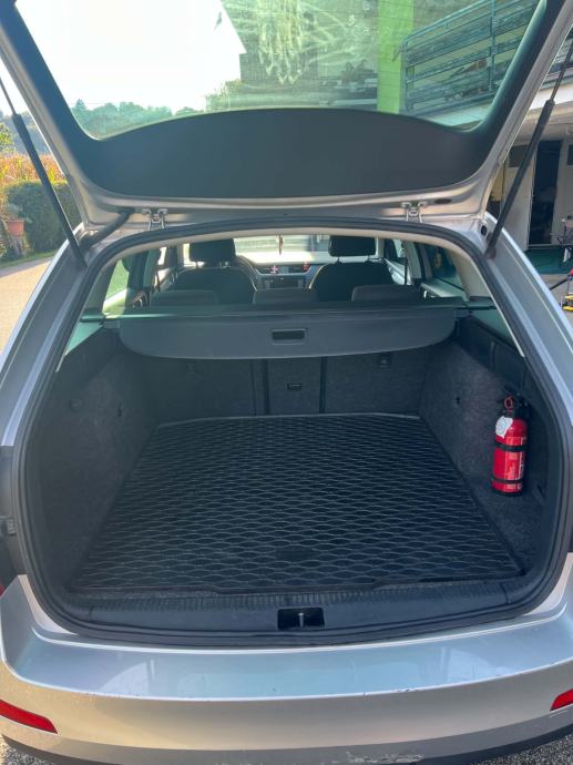 Škoda Octavia Combi 1,6 TDI automatik, fotografija 11