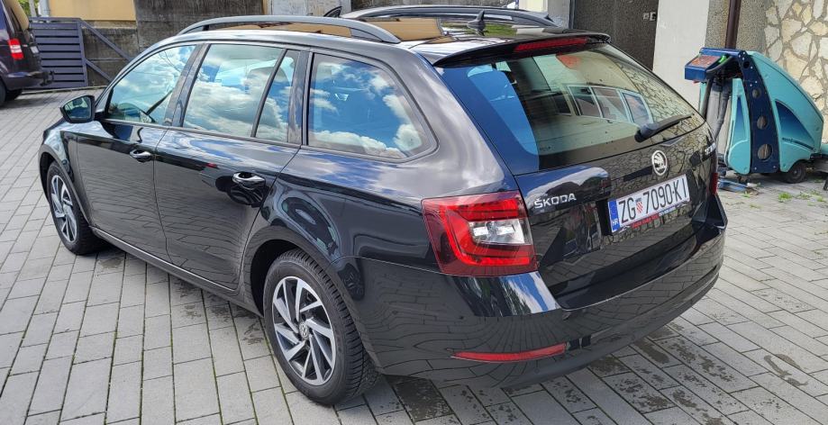 Škoda Octavia Combi 1,6 TDI DSG automatik cijena je sa pdv-om, fotografija 4