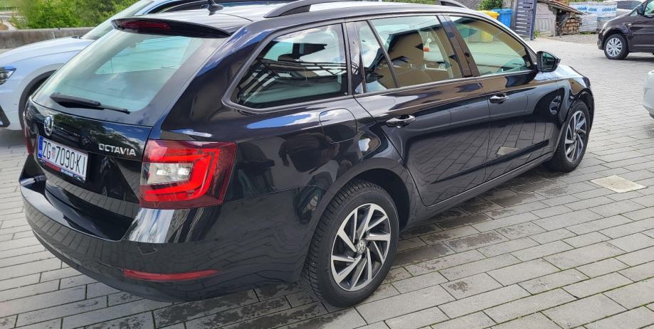 Škoda Octavia Combi 1,6 TDI DSG automatik cijena je sa pdv-om, fotografija 20