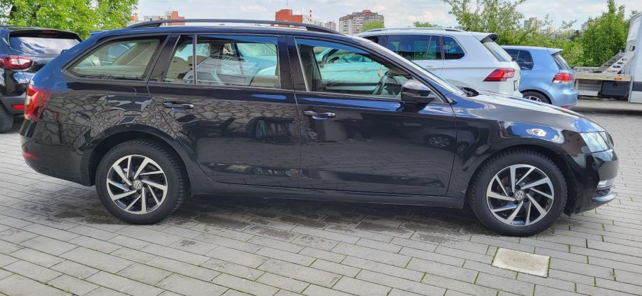 Škoda Octavia Combi 1,6 TDI DSG automatik cijena je sa pdv-om, fotografija 19