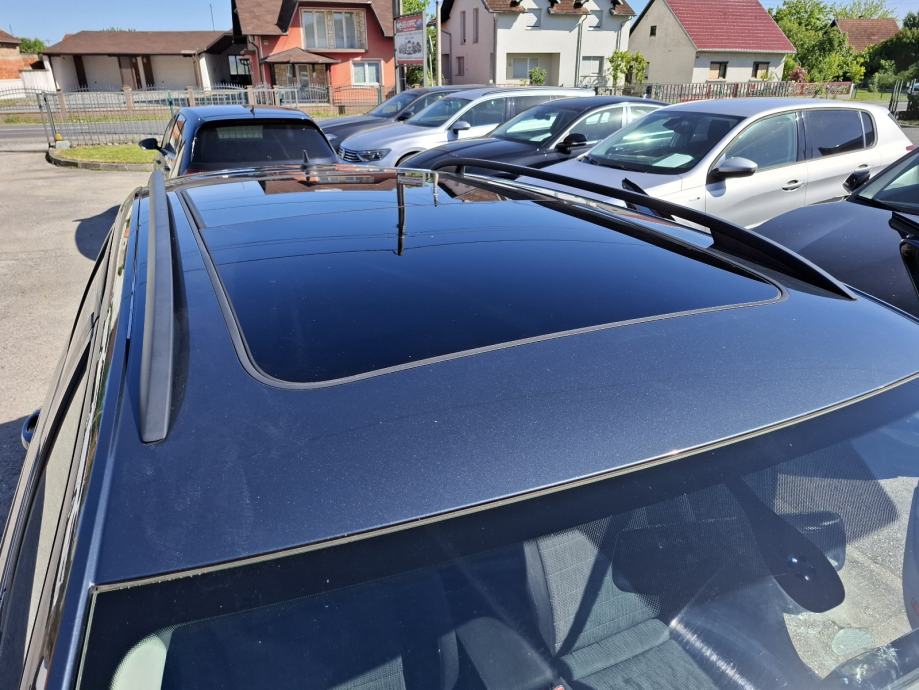 Škoda Octavia Combi 1,6 TDI dsg navi, panorama, fotografija 15
