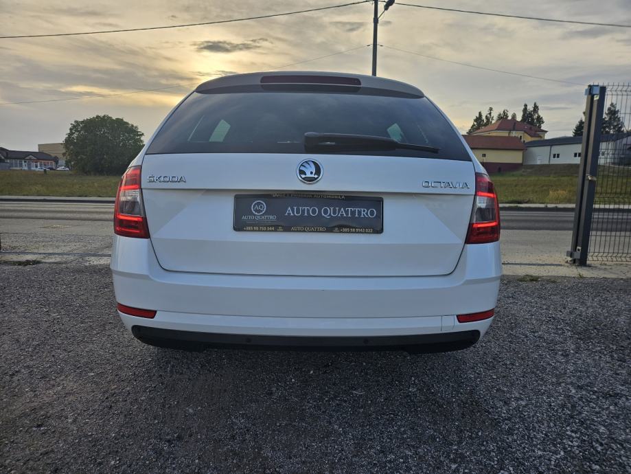 Škoda Octavia Combi 1,6 TDI /NAVIGACIJA / REDIZAJN / 24MJ.JAMSTVO TOP, fotografija 6